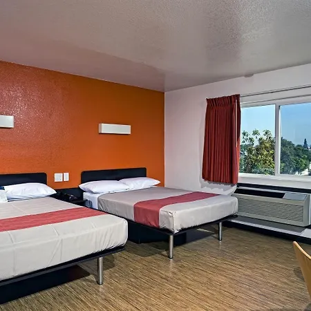Motel 6-Costa Mesa, Ca - Newport Beach Exterior photo