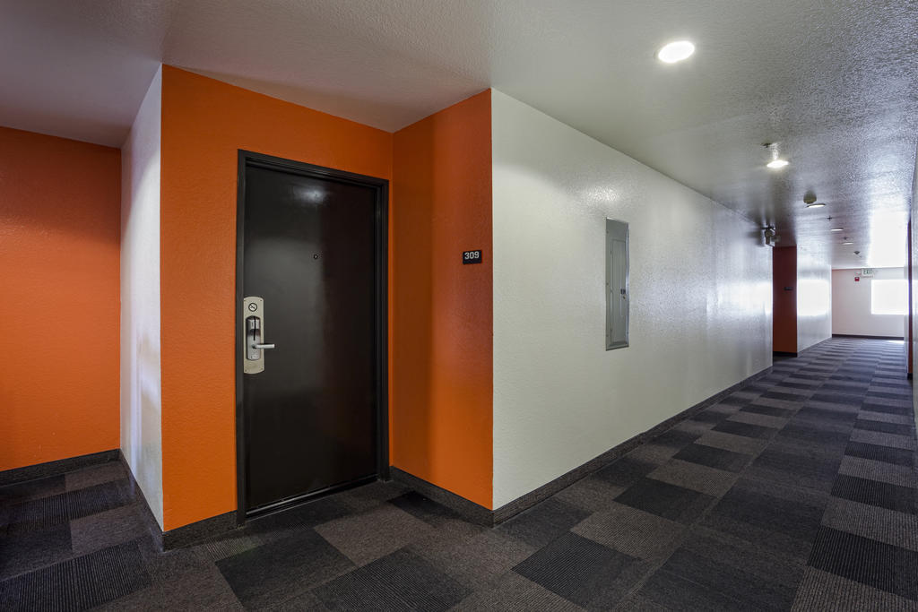 Hotel 6-costa Mesa, Ca - Newport