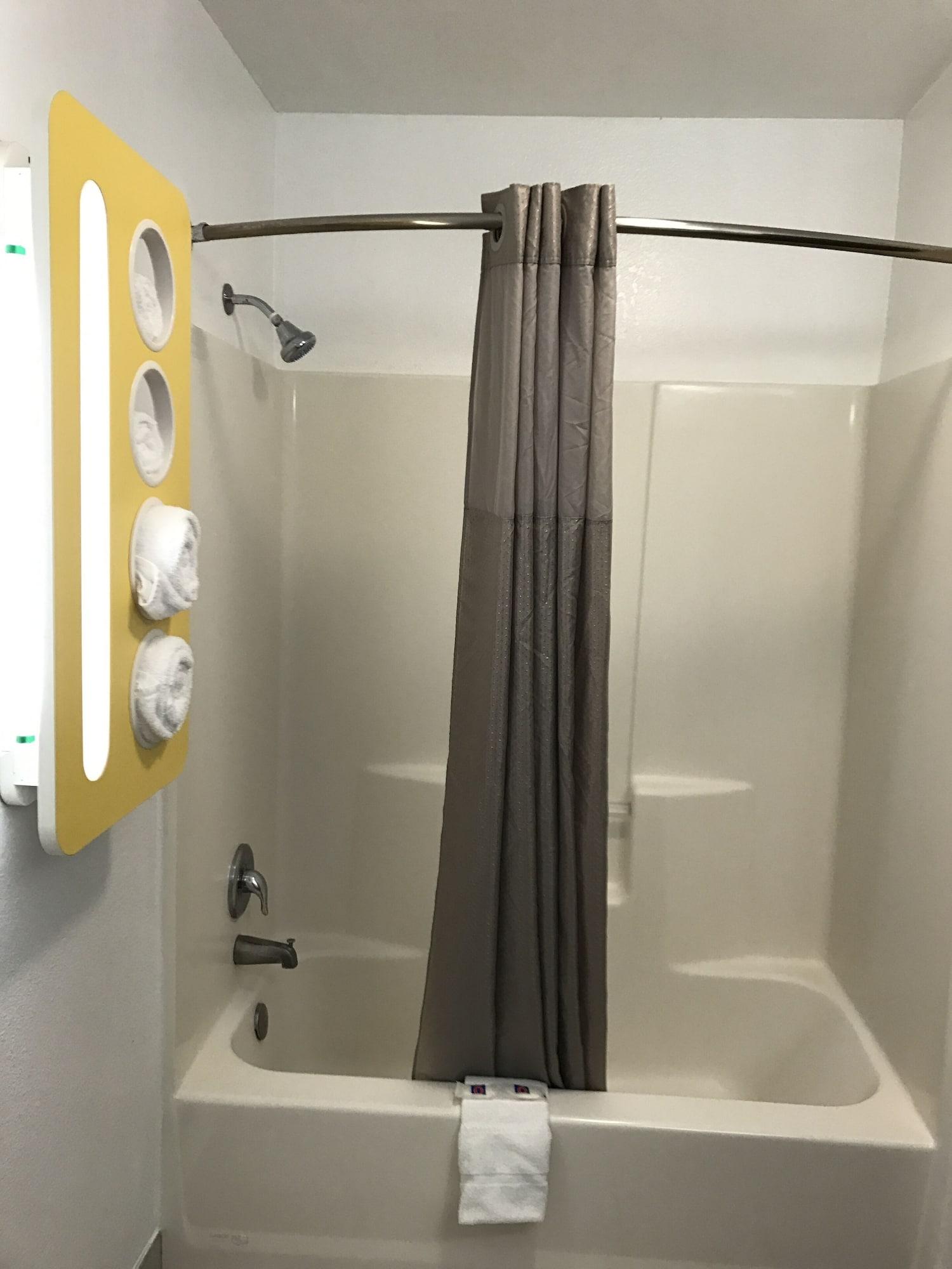 6-costa Mesa, Ca - Newport Hotel 2*